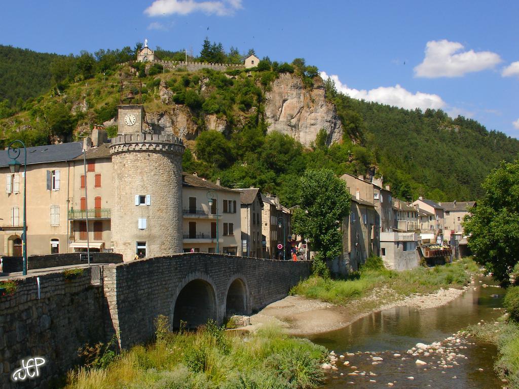 Domaine Aigoual Cevennes Hotel Meyrueis Exterior photo